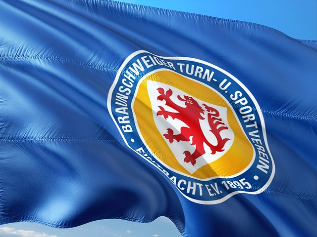 並不足夠塑 並不足夠塑